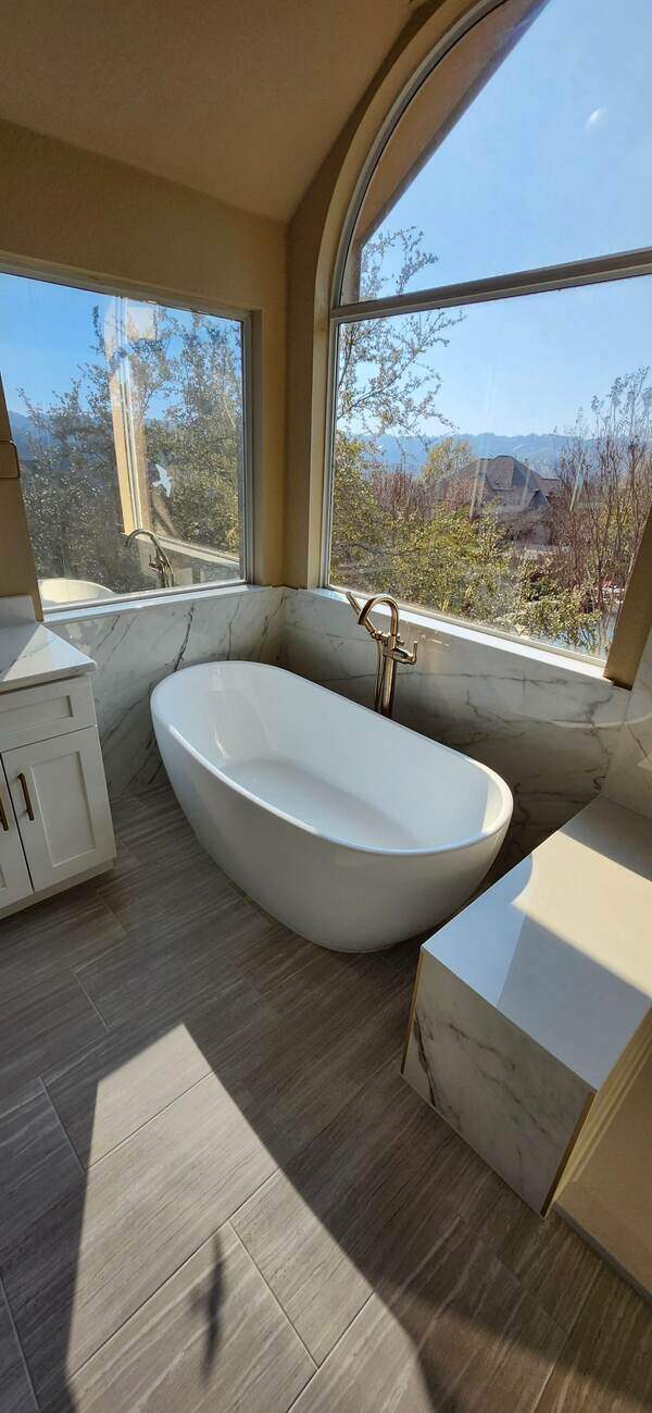 san-antonio-bath-remodel-white-tub